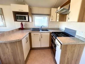 Kitchen- click for photo gallery